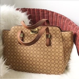 Beautiful brown/tan Ivanka Trump handbag